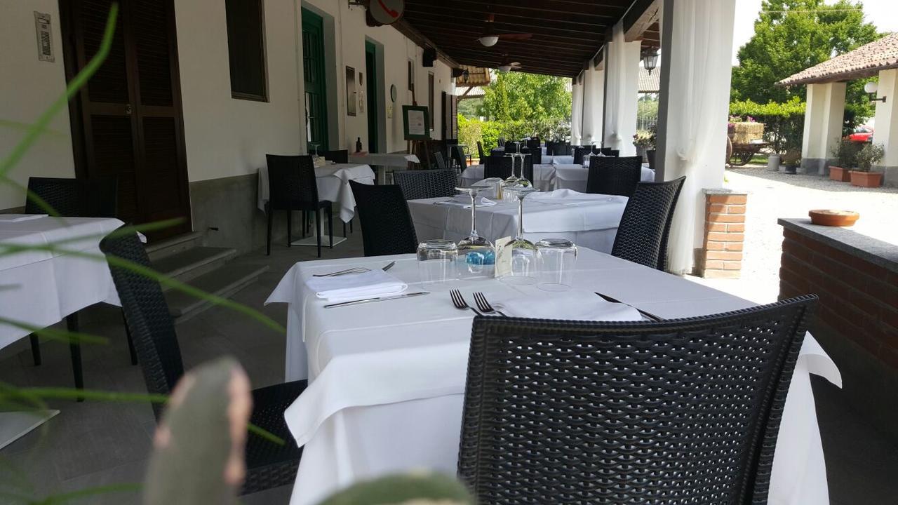 Hotel Locanda Da Carla 비제바노 외부 사진