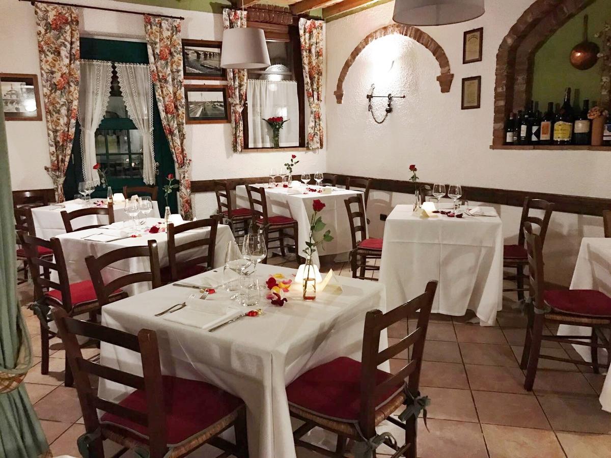 Hotel Locanda Da Carla 비제바노 외부 사진